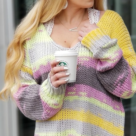 Staycation Oversized Multi Color Sweater - Picture 4 of 5